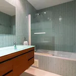 Privilege Santana With Rooftop Pool, Village Marina -