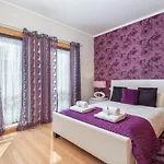 Апартаменты Privilege Santana With Rooftop Pool, Village Marina -