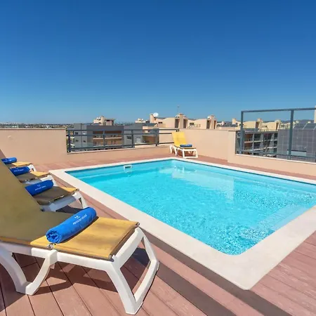 Lägenhet Privilege Santana With Rooftop Pool, Village Marina - Olhão