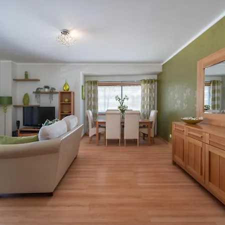 Privilege Santana With Rooftop Pool, Village Marina -