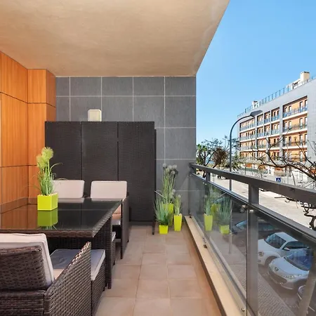 Apartamento Privilege Santana With Rooftop Pool, Village Marina - *