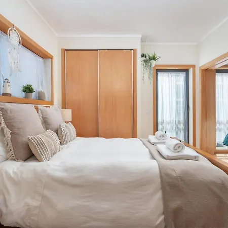 Apartment Privilege Santana With Rooftop Pool, Village Marina - Olhao