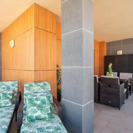 Privilege Santana With Rooftop Pool, Village Marina - Apartment